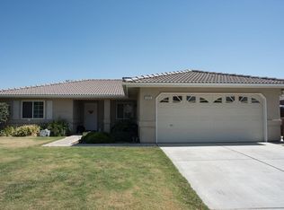 Ryan Dr, Shafter, CA 93263