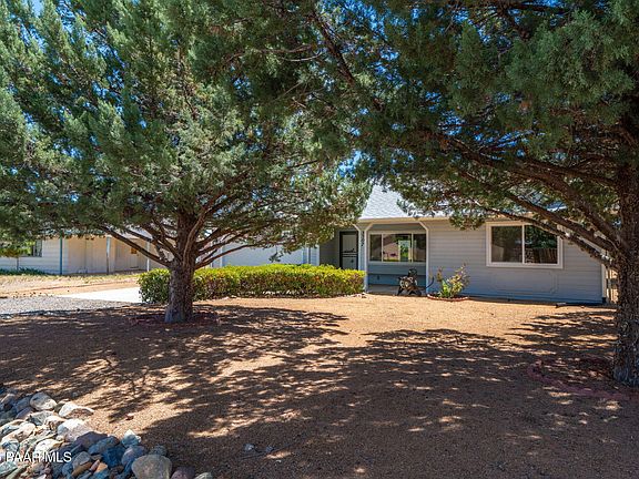 2nd image of 3507 N Sharon Dr