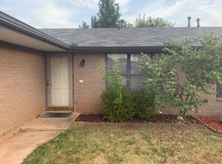 12500 SW 2nd St, Yukon, OK 73099