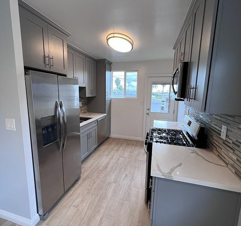 1st image of 2008 S Robertson Blvd #10