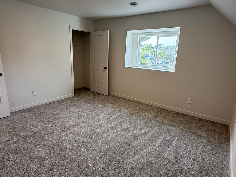104 Forton St — Photo 5