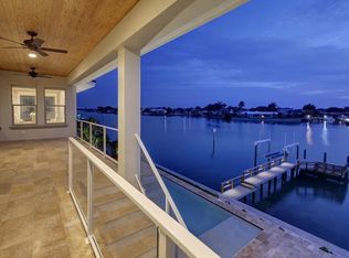 19 Bayfront Ct S, St Petersburg, FL 33711