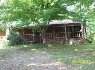 25 Emery Ln, New Burnside, IL 62967
