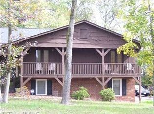 1545 Old Coach Rd, Kernersville, NC 27284
