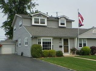 4632 W 89th St, Hometown, IL