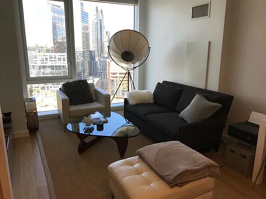 Rented by Owner | media 3