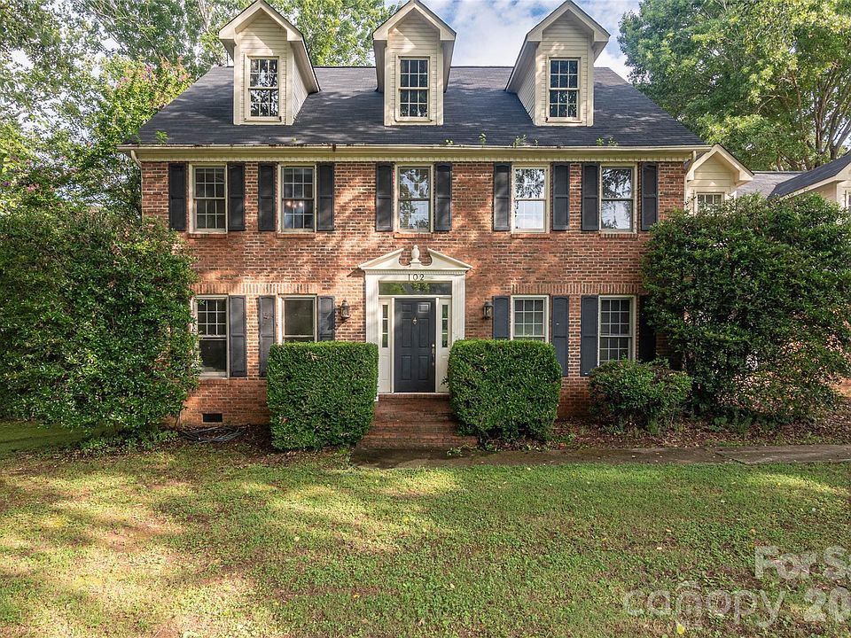 1st image of 102 Ridgeview Dr