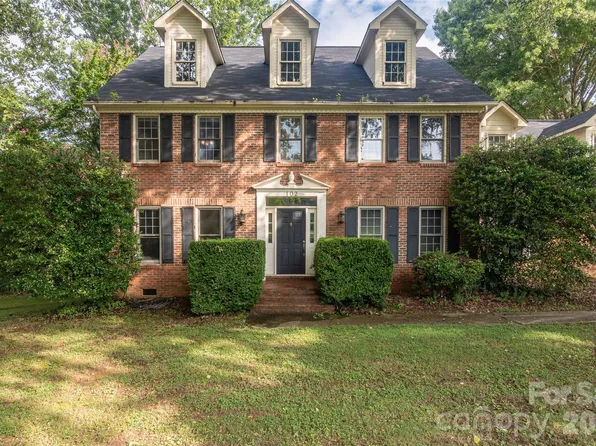 102 Ridgeview Dr, Rutherfordton, NC 28139