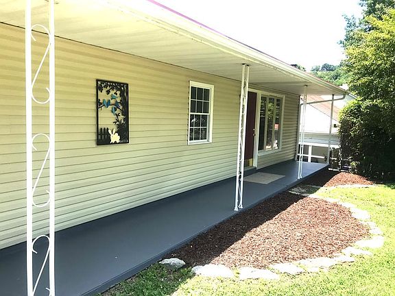 2nd image of 2739 Sunrise Ave