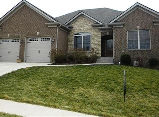 127 Prestwick Dr, Georgetown, KY 40324