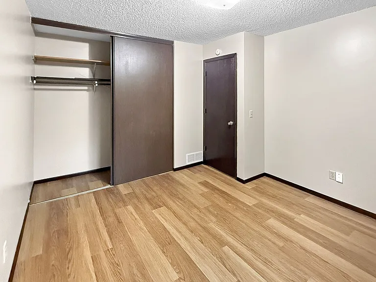 417 Butler Ave E #419 — Photo 14