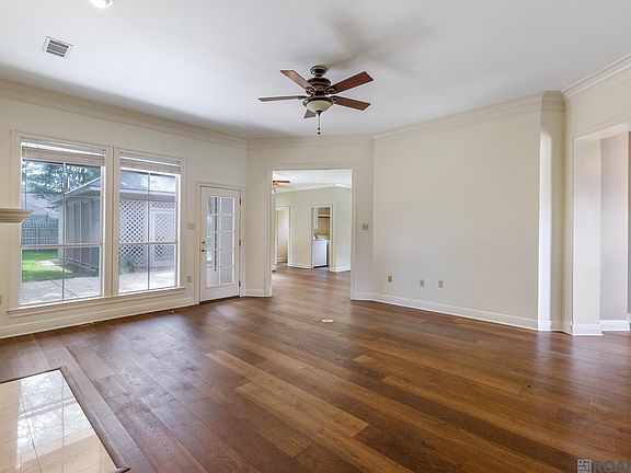 3rd image of 10530 Tanwood Ave