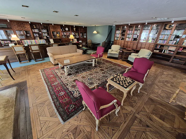 4962 Corinthia Way — Photo 37