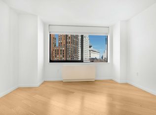 1 Union Sq S APT 16K, New York, NY 10003