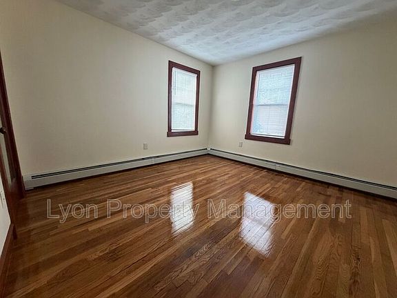 3rd image of 313 High St Unit 2R
