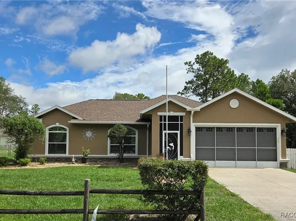 877 W Gage Ln, Citrus Springs, FL 34434