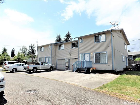 Both units has it own entrance! 