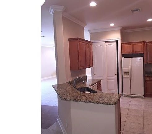 3rd image of 3035 Lake Butler Ct