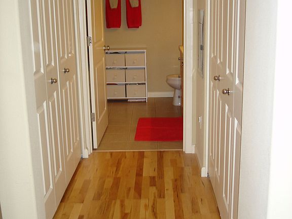 Hardwoods in Kitchen/Hallway