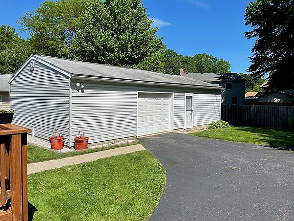 Private driveways & garage