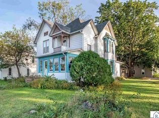 202 E Watonwan St, Lake Crystal, MN 56055
