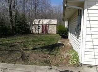 2682 Dock Rd, Madison, OH 44057