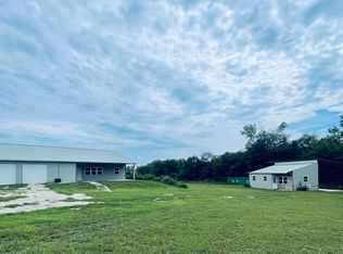 15098 Edwards Rd, Valley Falls, KS 66088