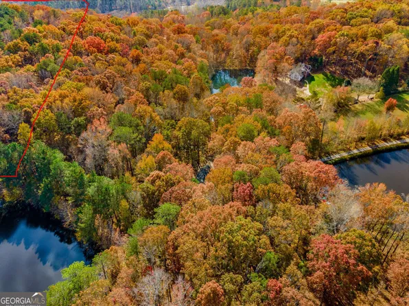 228 Nacoochee Dr, Woodstock, GA 30188