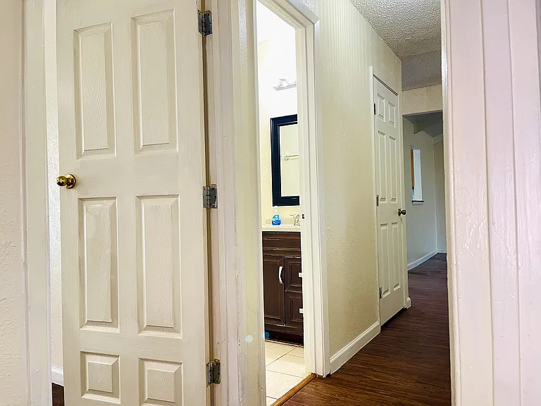 3400 Pleasant Valley Ln #3400 — Photo 27