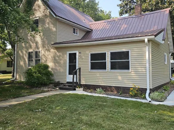 221 W Rio St, Rio, WI 53960