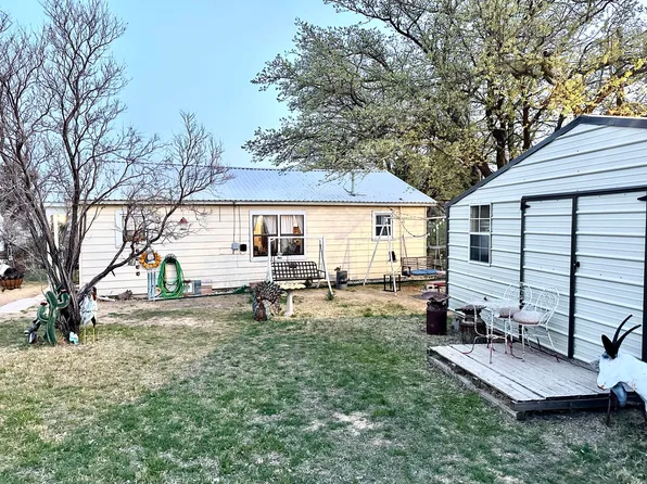 36 Ralls Rd, Spur, TX 79370