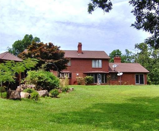 5th image of 21 Southtowne Dr