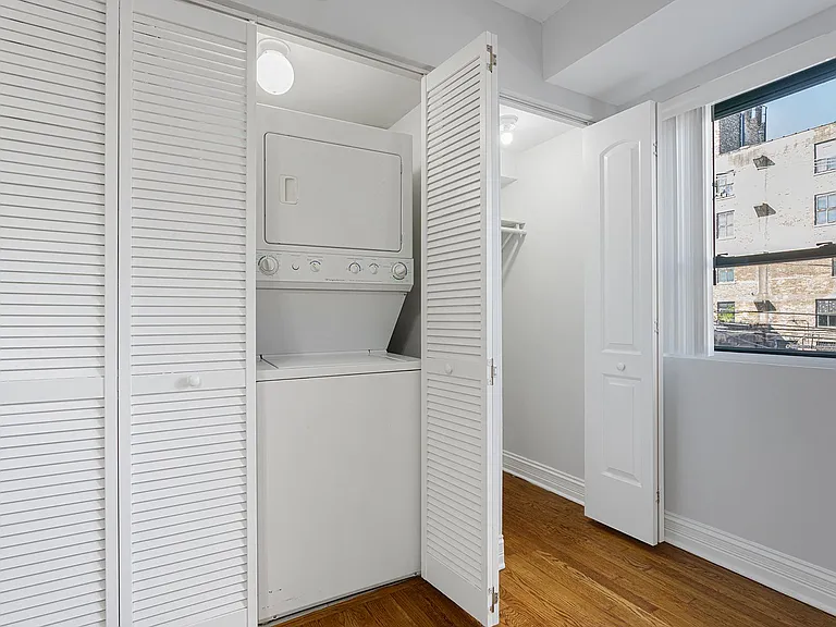 7616 N Marshfield Ave — Photo 33