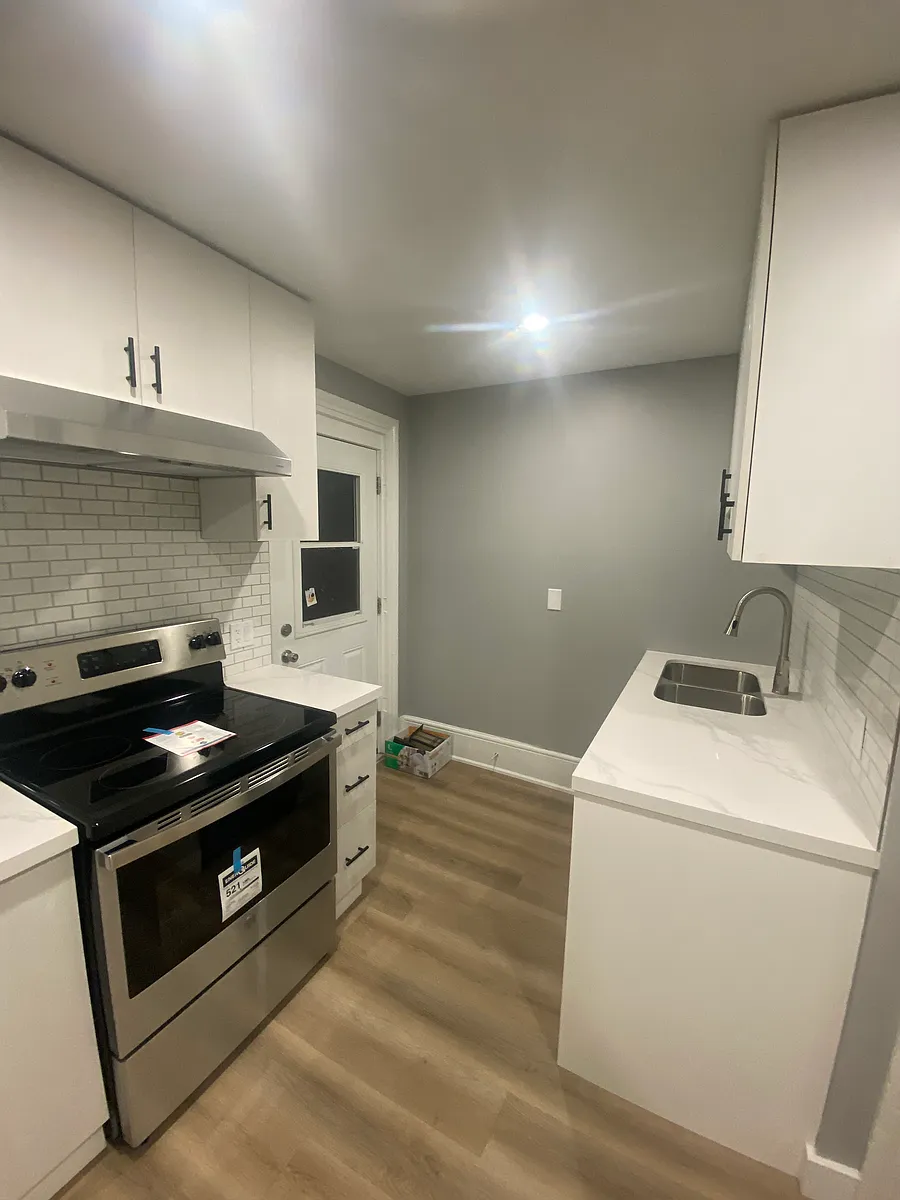 Building Photo - 332 Dalhousie St #B