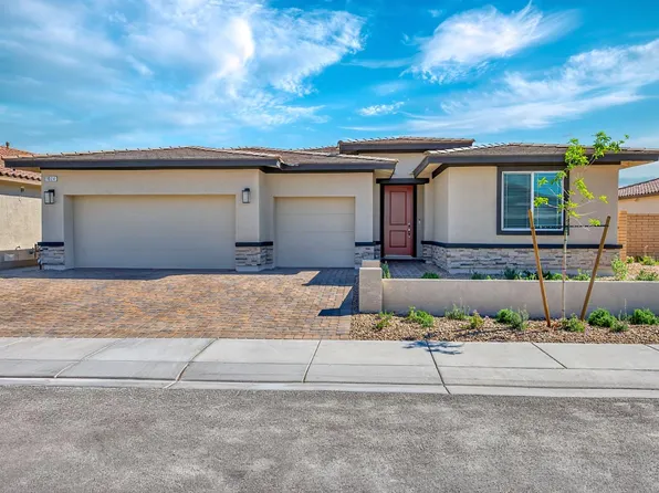 1024 Saker Falcon Dr, Henderson, NV 89011