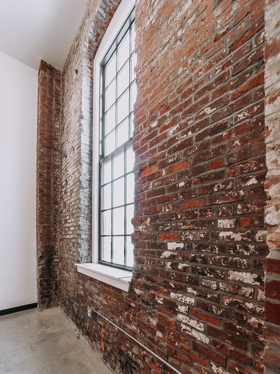 Building Photo - Carriage Car Lofts