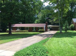 304 Shadowood Dr, Reidsville, NC 27320