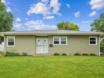 2833 Magnolia Dr, Bettendorf, IA, 52722
