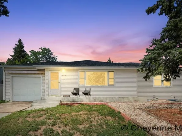 2974 Kelley Dr, Cheyenne, WY 82001