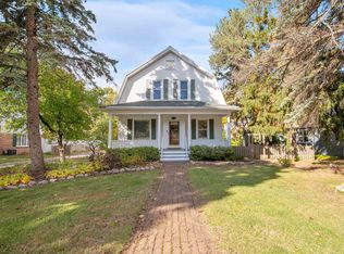 2534 S Webster Ave, Green Bay, WI 54301