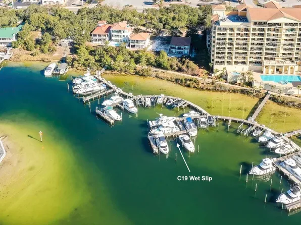 770 Harbor Blvd #Wet-c19, Destin, FL 32541