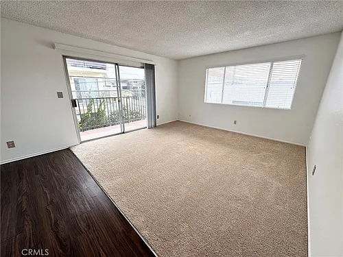 1236 W 8th St #8 Photo 1