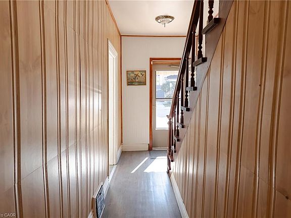 2nd image of 111 West Ave N