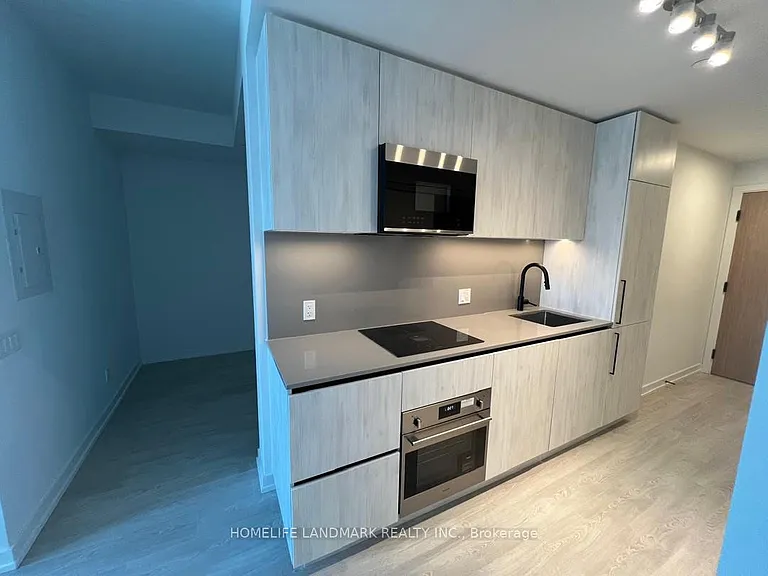 35 Parliament St #1807 — Photo 3