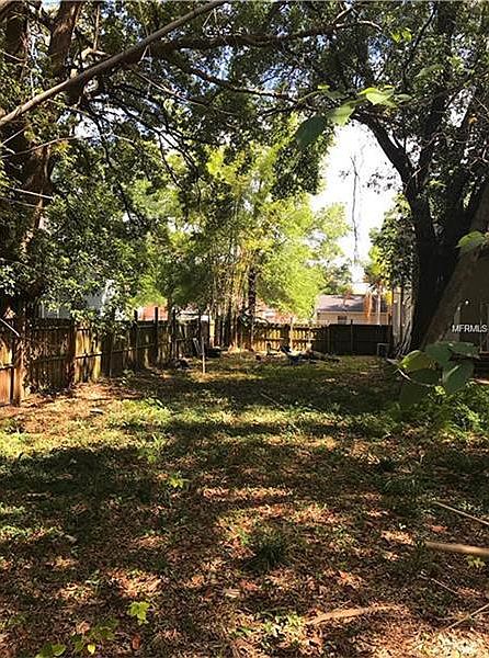 1st image of 311 E Amelia Ave