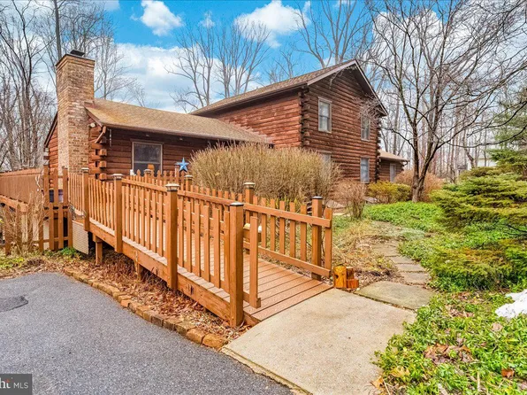 2324 Carrollton Rd, Westminster, MD 21157