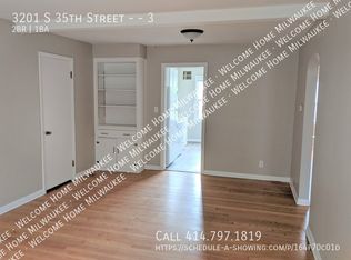 3201 S 35th St APT 3, Milwaukee, WI 53215
