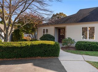 100 Dudley Ave UNIT B10, Old Saybrook, CT 06475