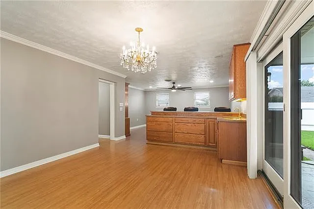 516 Poplar St — Photo 15