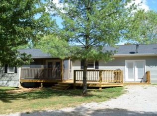 135 Gore Ave, Livingston, TN 38570